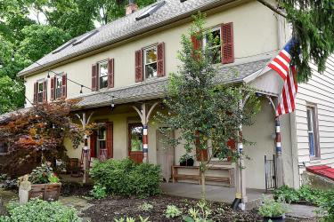 Galvanized America Inn Front View Exterior