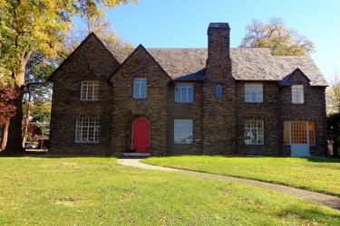 Manor on Front Exterior